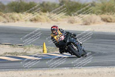 media/Nov-16-2025-Race Pace (Sun) [[8c5fa54630]]/Non Verified Riders (1st 20 Minutes)/2-Turn 10 (1010am)/